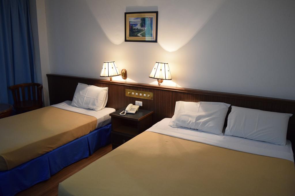 Hotel Sri Garden Sdn. Bhd. Kangar Quarto foto