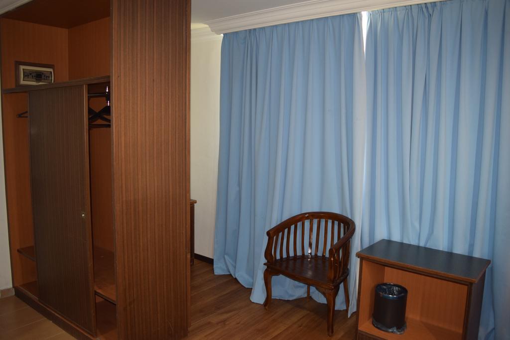 Hotel Sri Garden Sdn. Bhd. Kangar Quarto foto